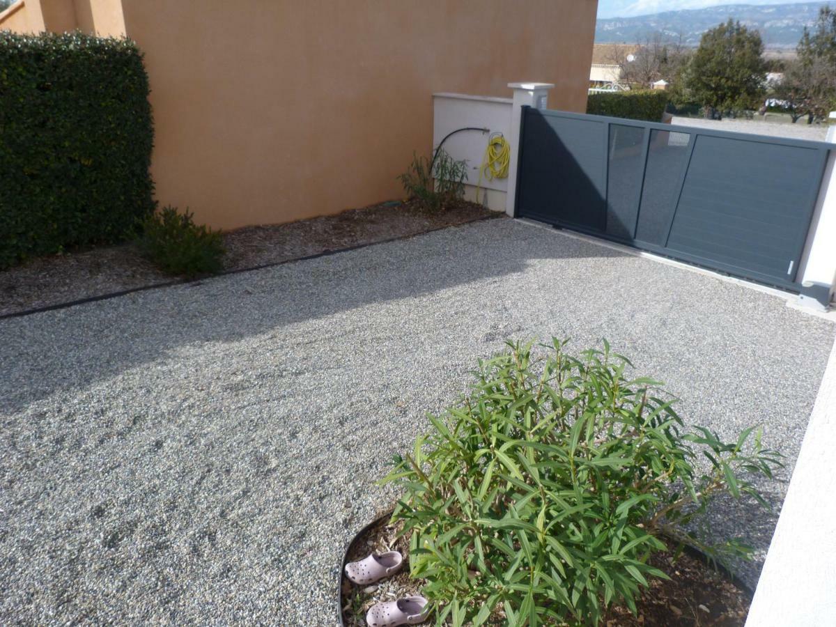 Les Cigales Διαμέρισμα Alleins Εξωτερικό φωτογραφία